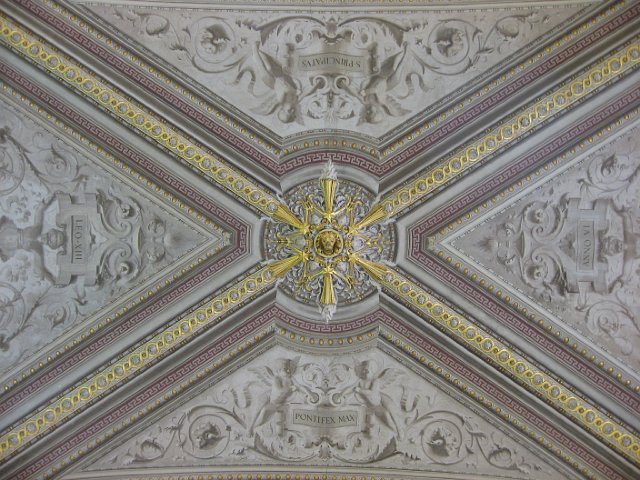 Vatican City - Vatican Museum-13.JPG